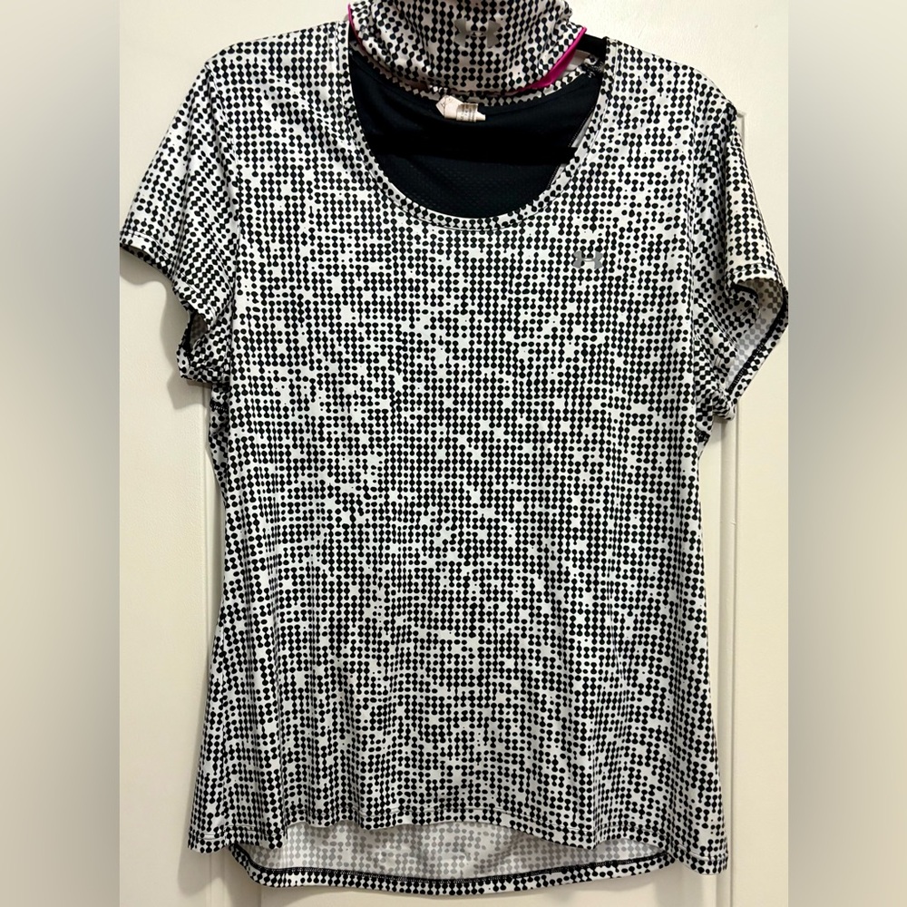 Black and White Patterned Women's Top